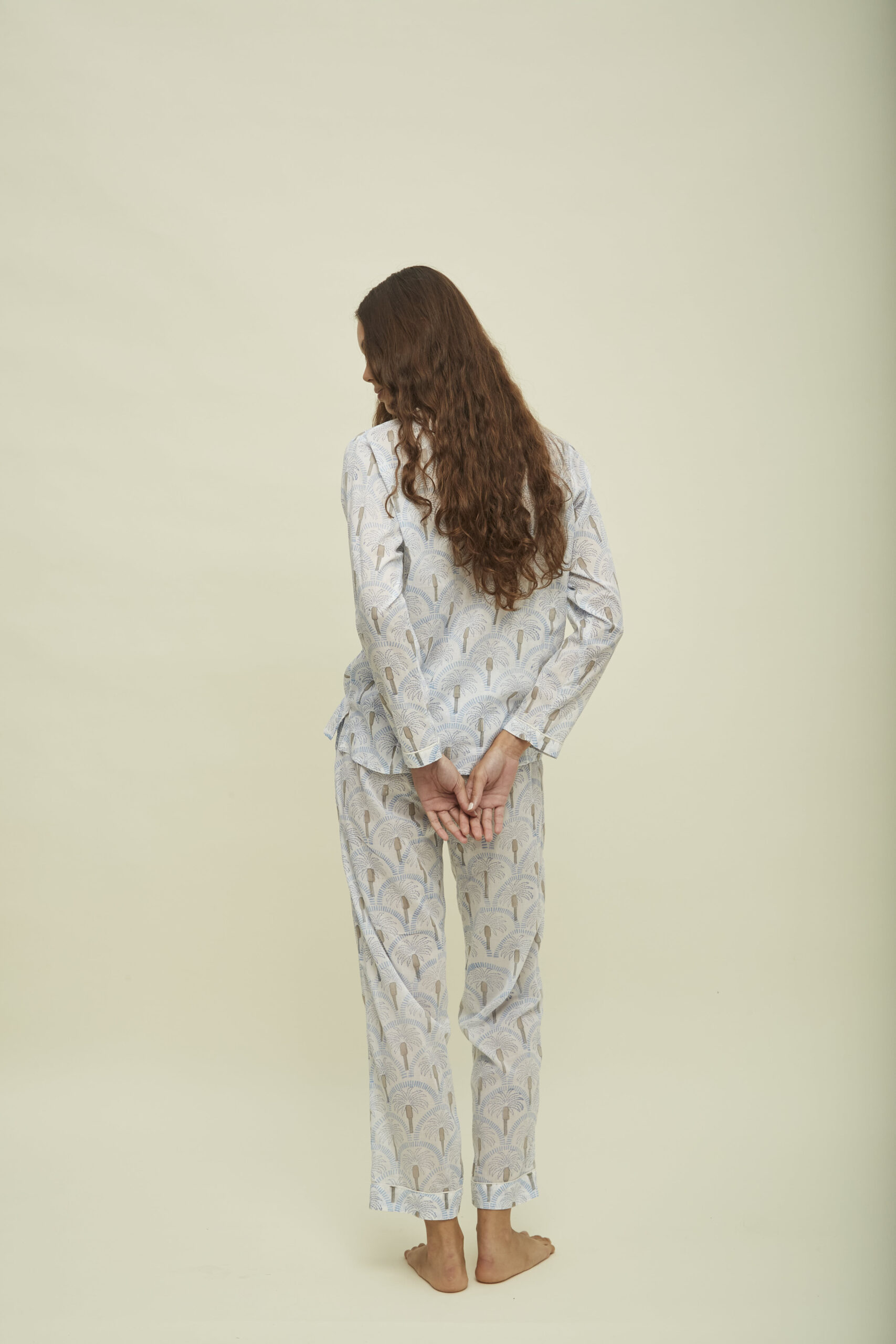 Chaqueta y Pantalón - Imagen 2