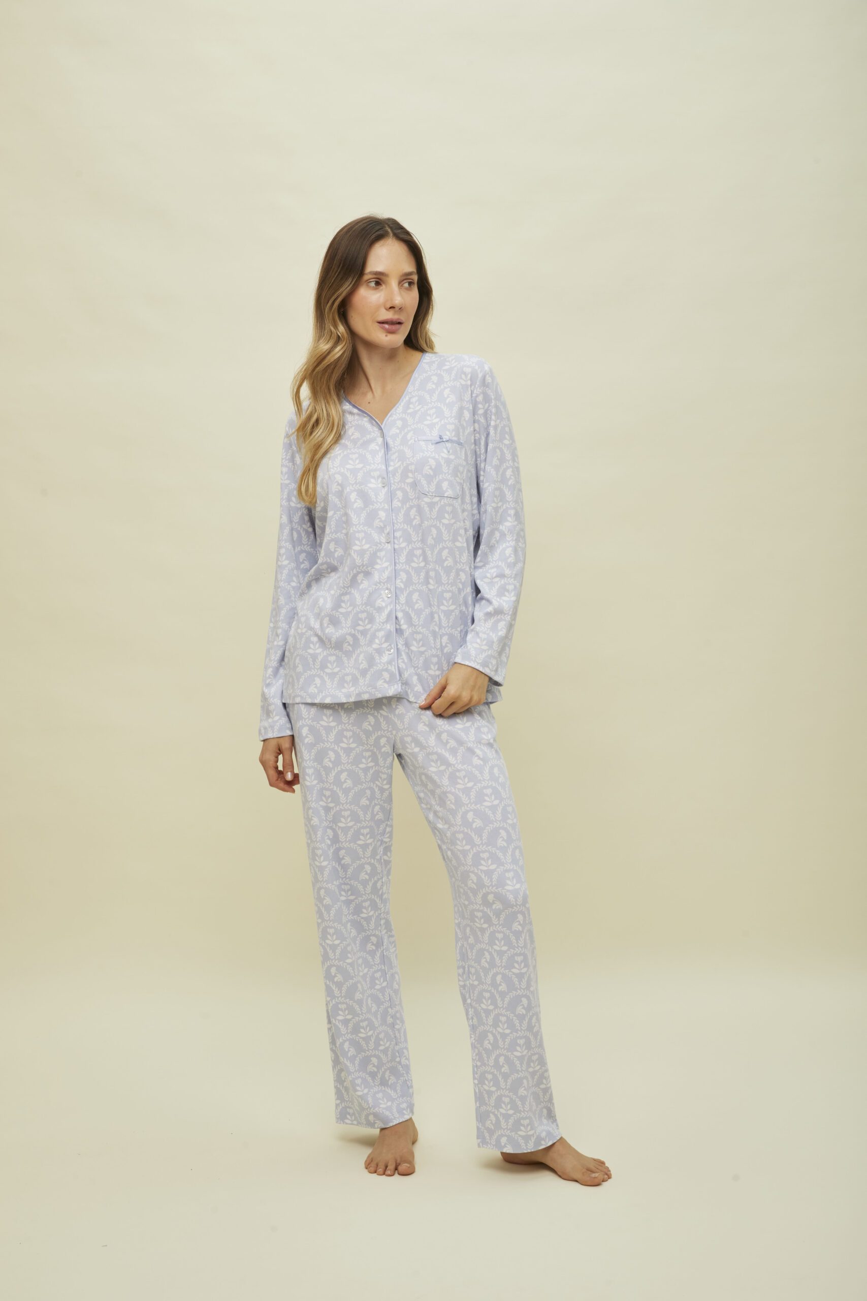 CHAQUETA Y PANTALON