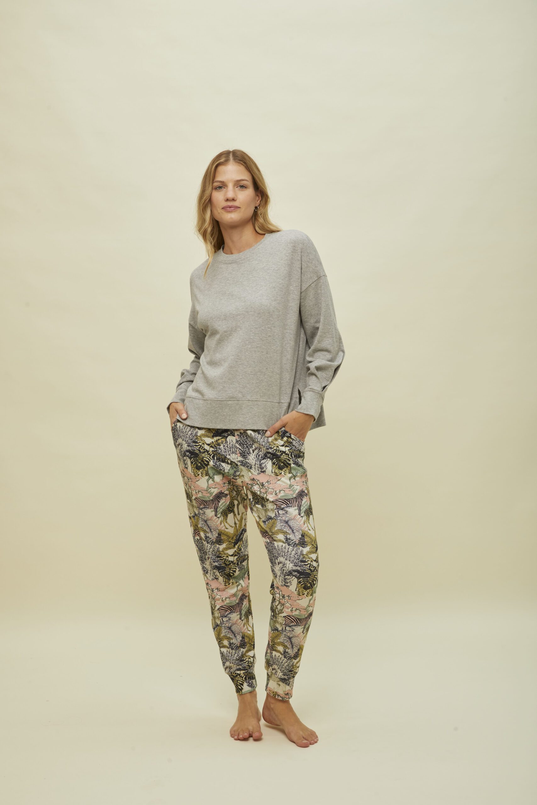 POLO Y PANTALON - Imagen 4