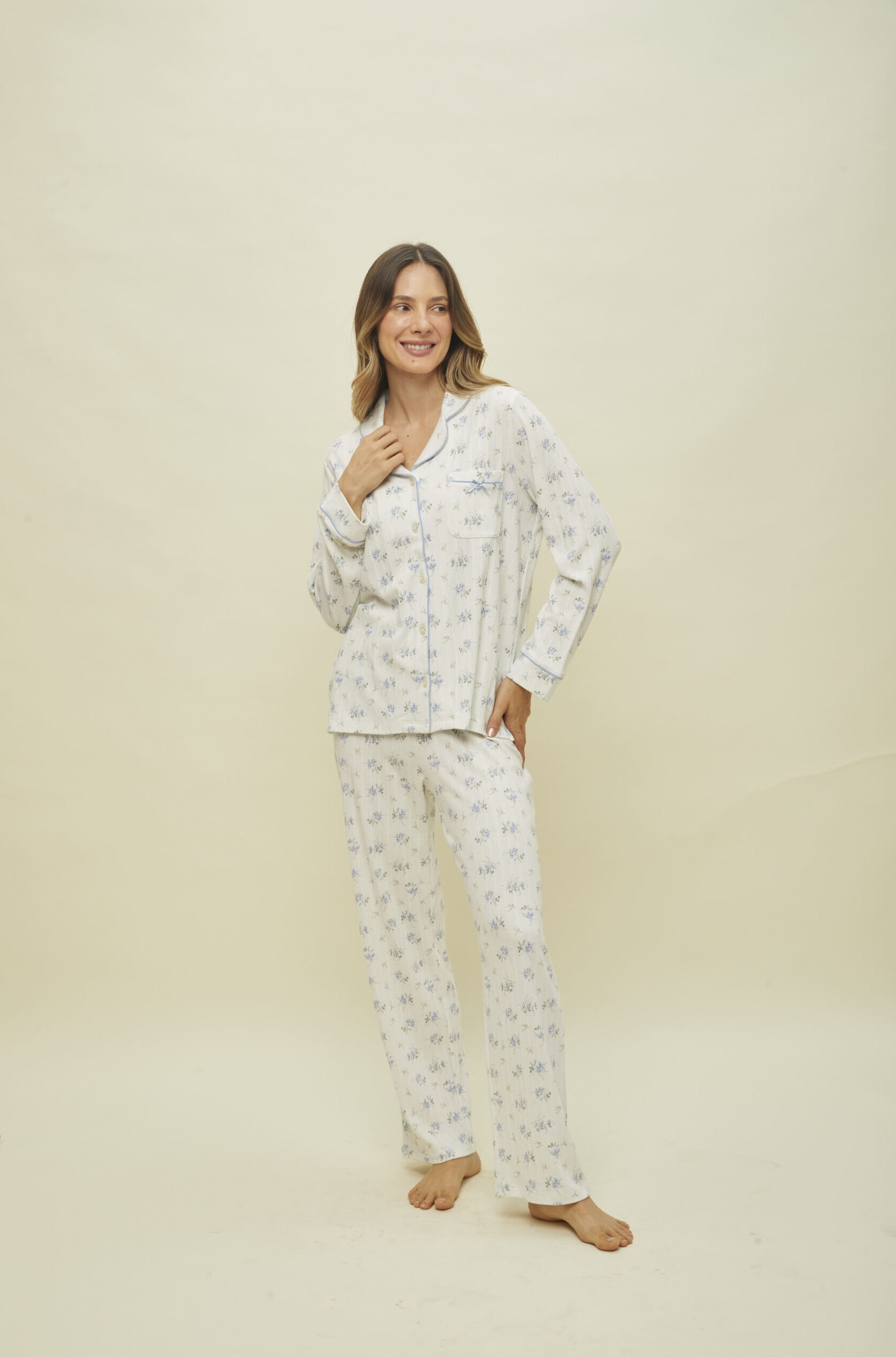CHAQUETA Y PANTALON - Imagen 2