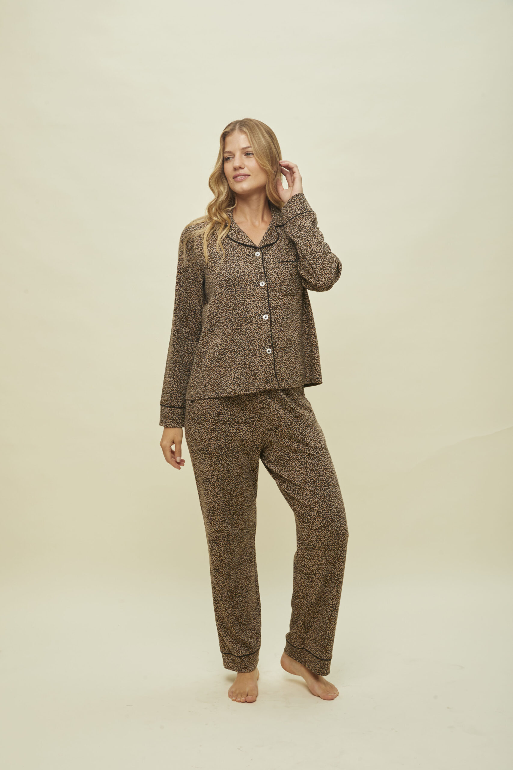 CHAQUETA Y PANTALON - Imagen 2
