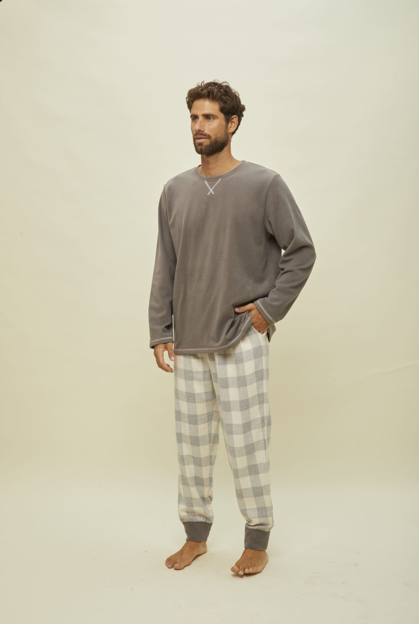 Polo y Pantalón - Imagen 2