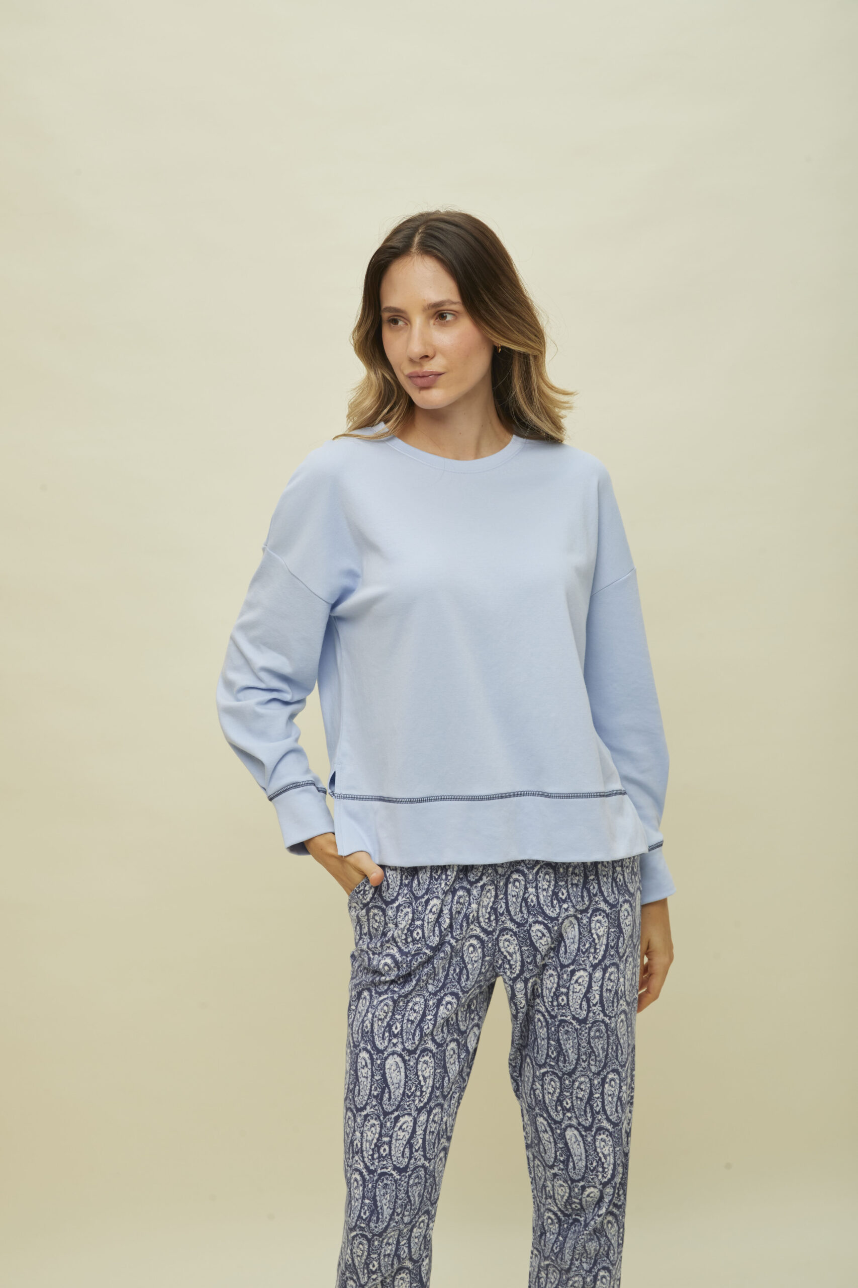POLO Y PANTALON - Imagen 4