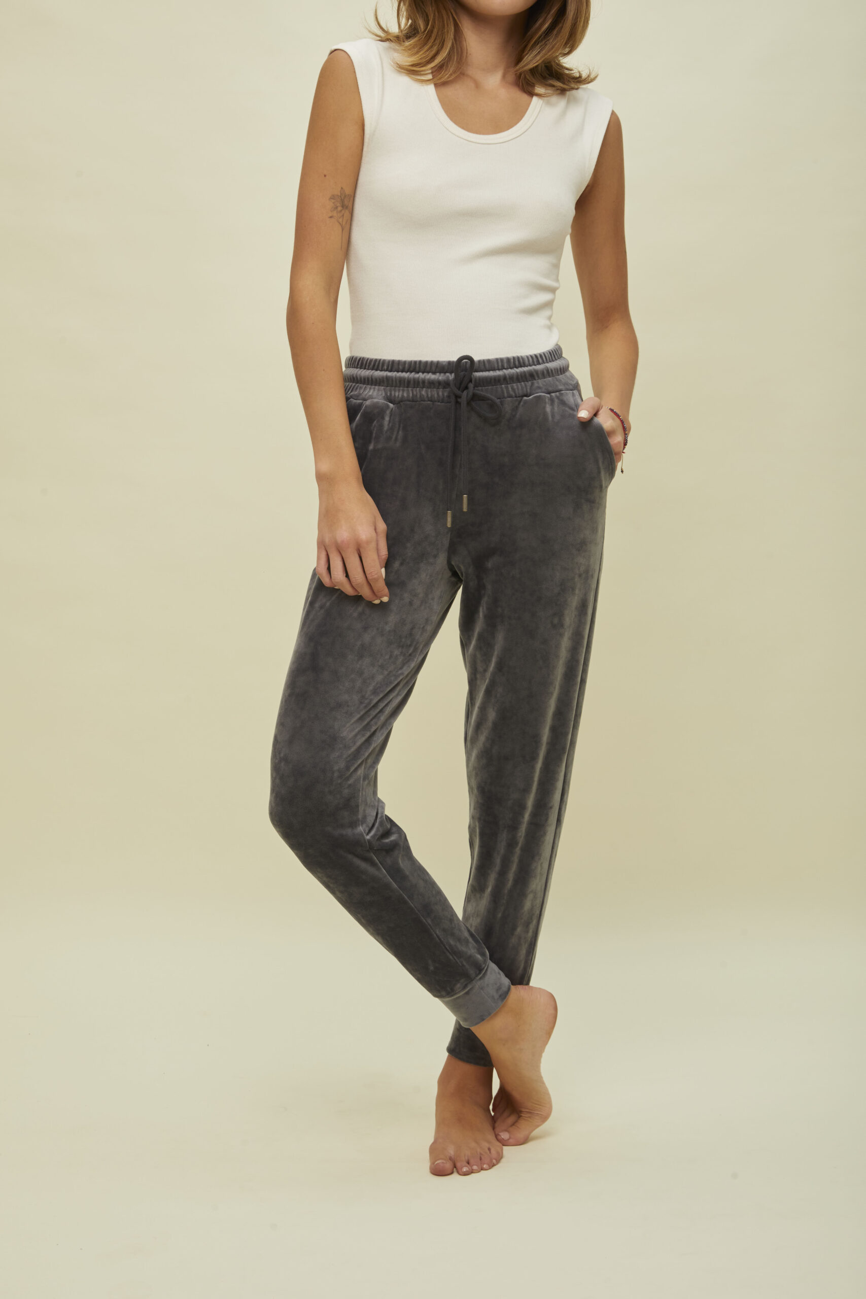 Jogger Plush - Imagen 3