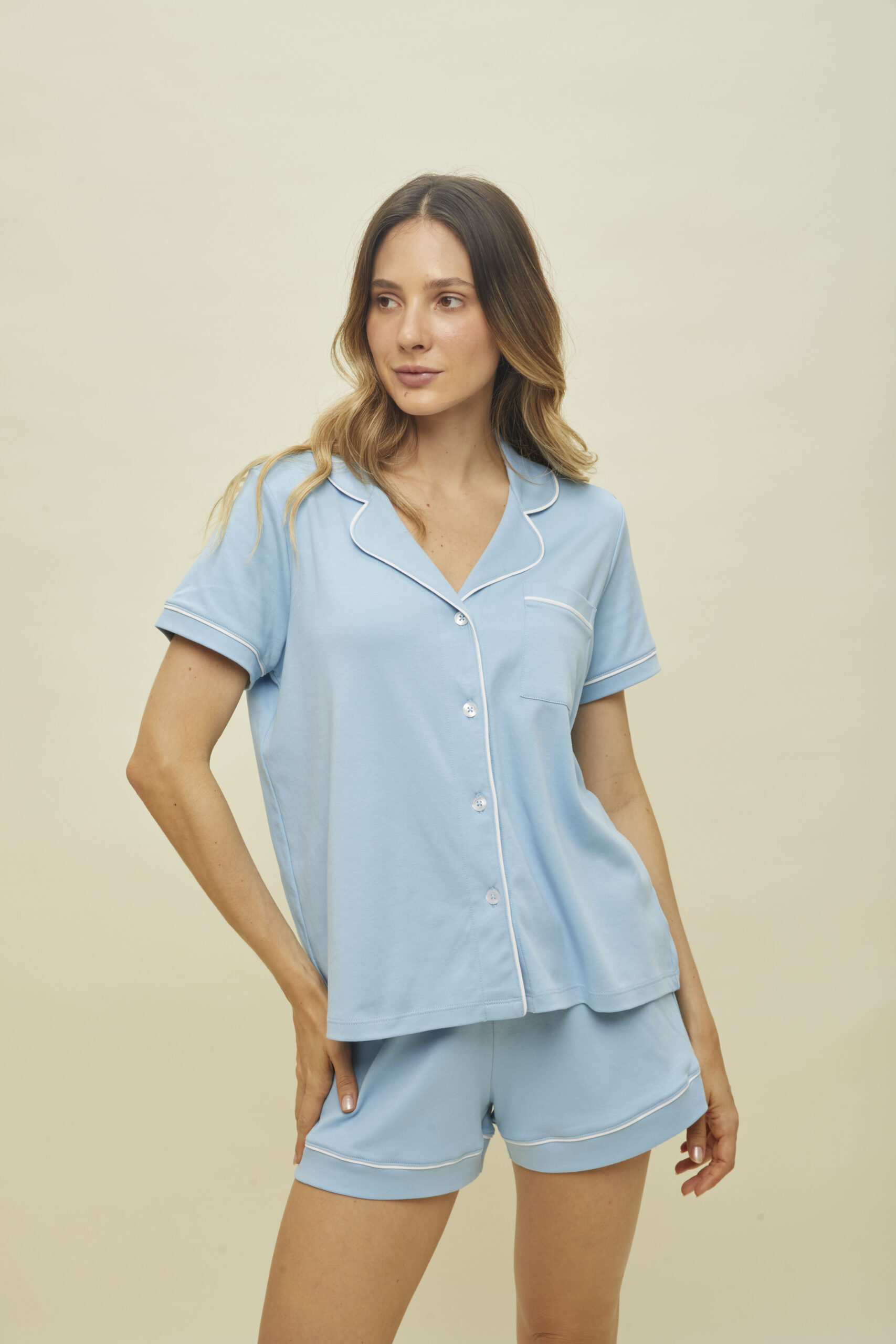 Chaqueta y Short - Imagen 4